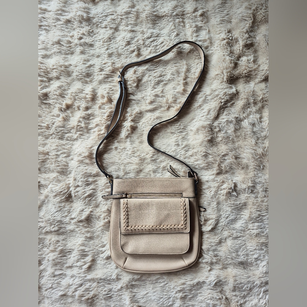 Elegant Tan Crossbody Bag